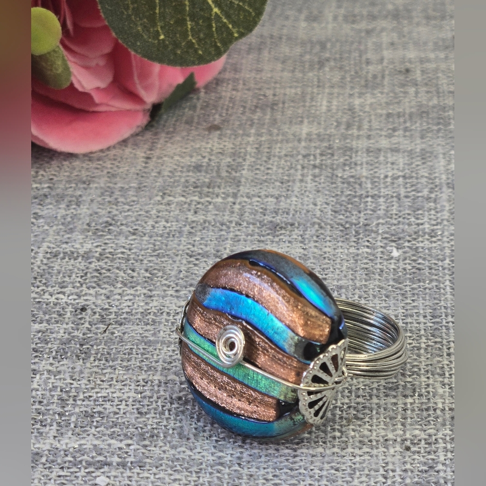 Handmade Wire Wrap Glass (Dichronic?) Blue Brown Large Bead Ring‎ Size 7